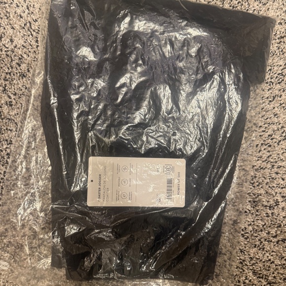 Athleta Coaster Joggers - Picture 3 of 7